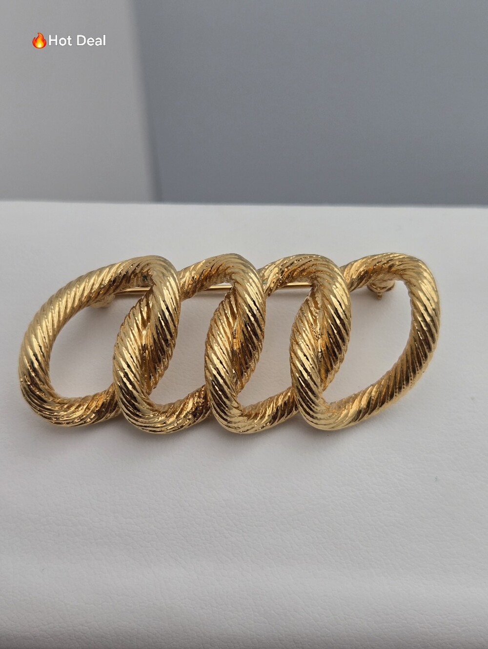 Monet Gold Tone Braided Infinity Link Brooch Textured Rope Pin 2" Vintage